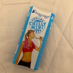 ❄️4 for $20❄️ Mini Chilly Towel